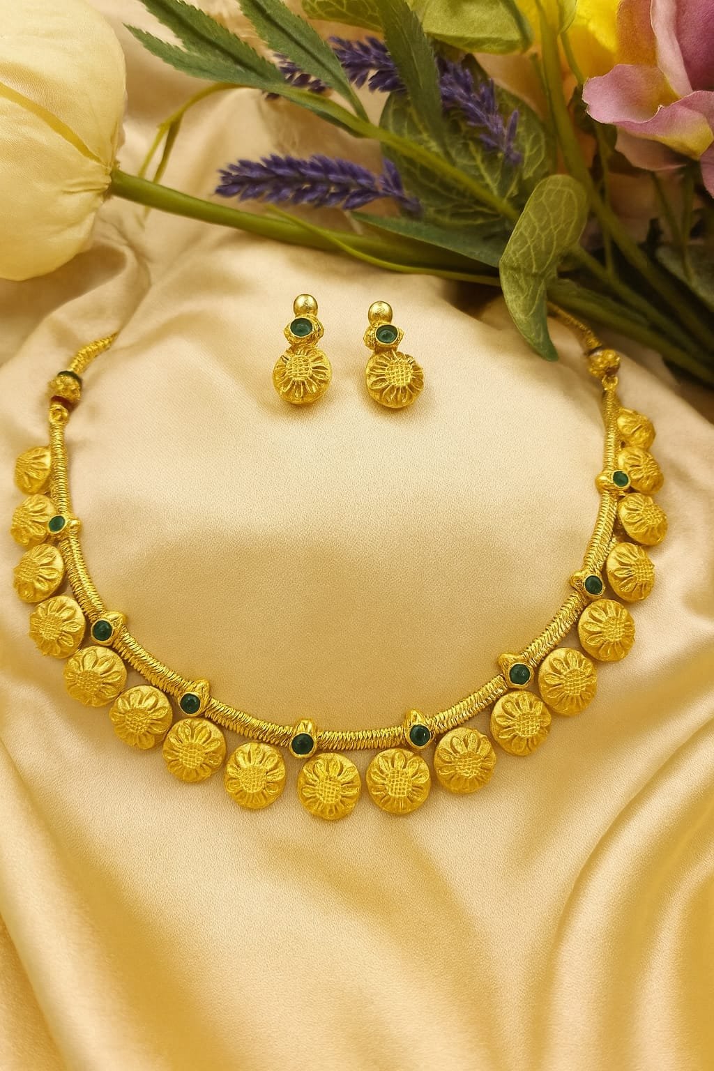 south Indian style necklace set designed Isabel jewels