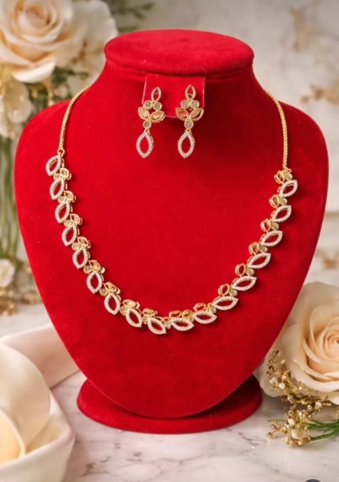 Elegant Leaf Design Gold Necklace Set with Matching Earrings designed Isabel Jewels